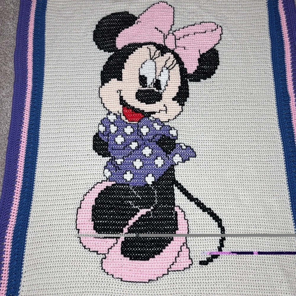Vtg Handmade Minnie Mouse‎ Afghan Crochet Pink Bow Nursery Crib Blanket 56x40